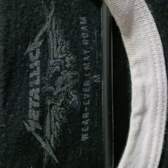 Metallica Jersey t-shirt. Medium Wear-ever I may roam. - Picture 2 of 7